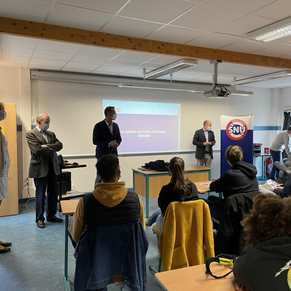 Réunion d'information sur le SNU organisée au lycée maritime