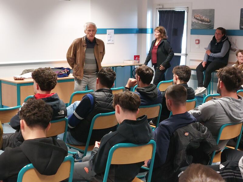 LE DOCUMENTAIRE "FEMMES CAPITAINES" EN ESCALE AU LYCEE