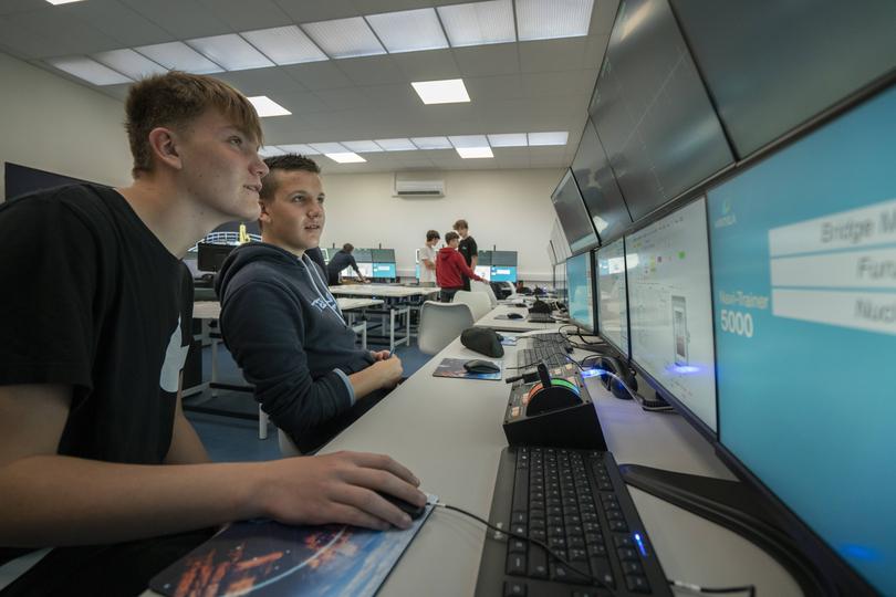 Succès pour les portes ouvertes du lycée et son nouveau navire école