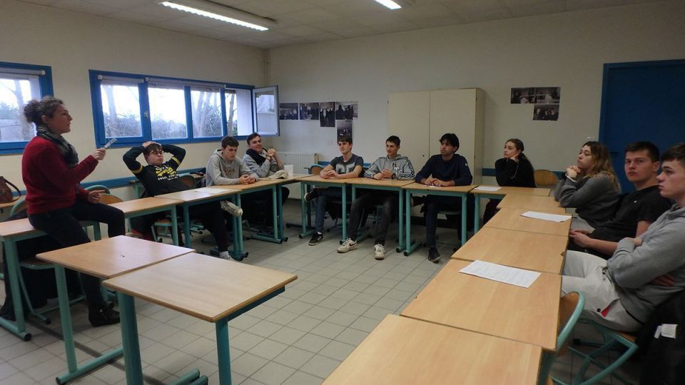 Action de prévention pour les classes de terminale et une classe de première