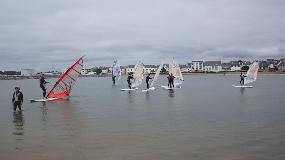 Les élèves de CAP Matelot de pêche 1re année initiés à la planche à voile dès la rentrée